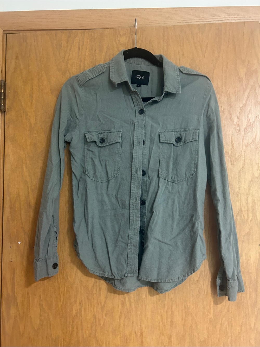 Rails women’s Olive Button-Front Shirt